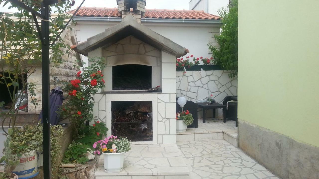 Ana Apartment *